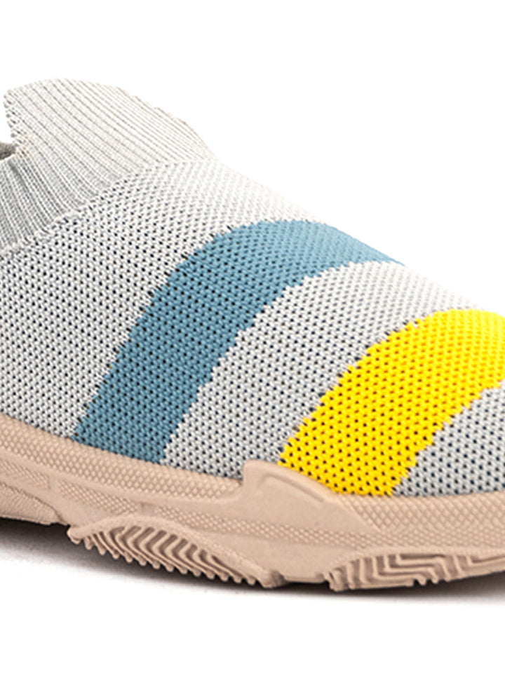 Khadim Pugo Casual Sports Shoe Sneakers for Girls  - 5-7.5 yrs
